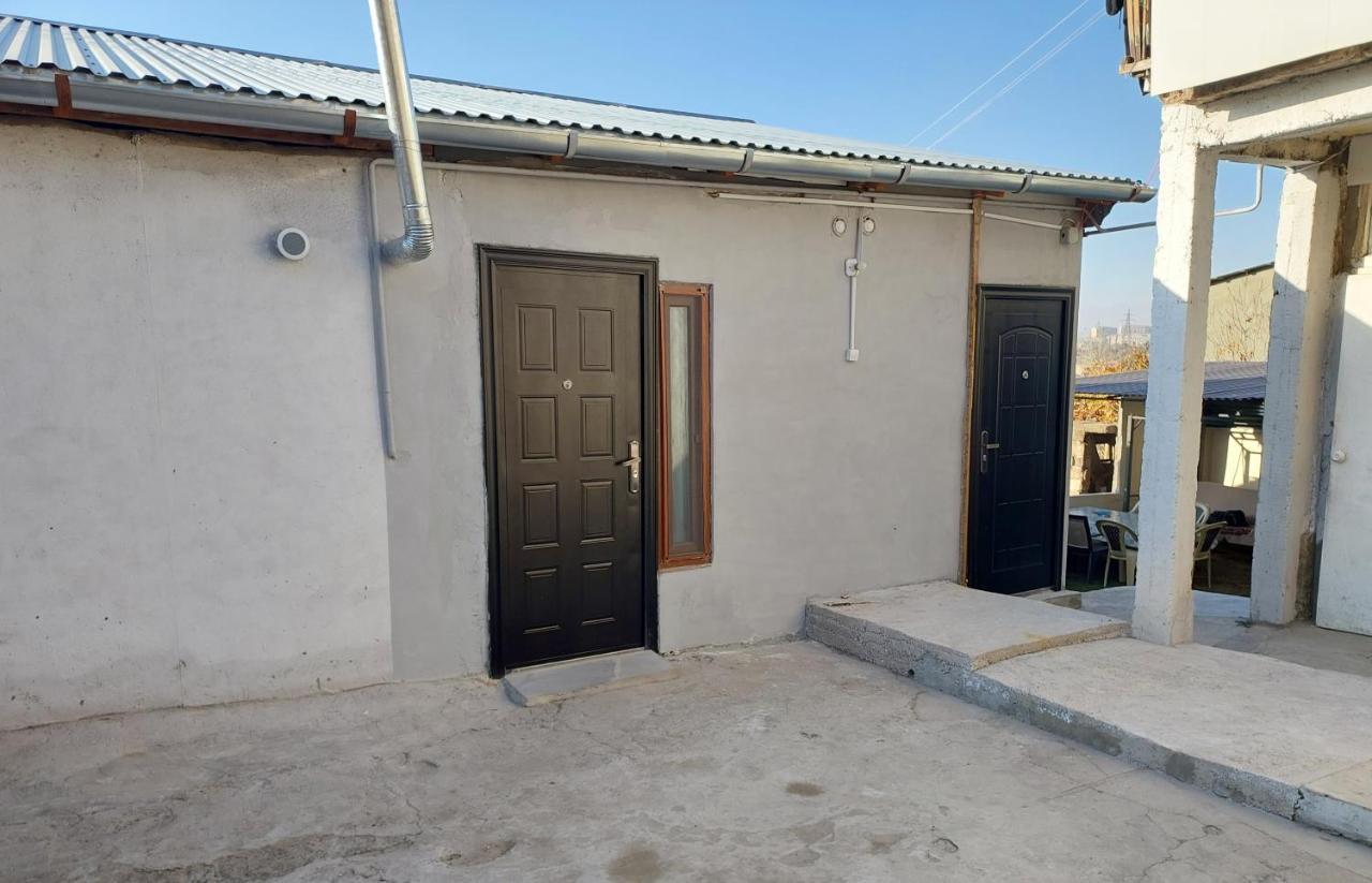 Villa Sam'S Place, Tours With Sam Erivan Exterior foto
