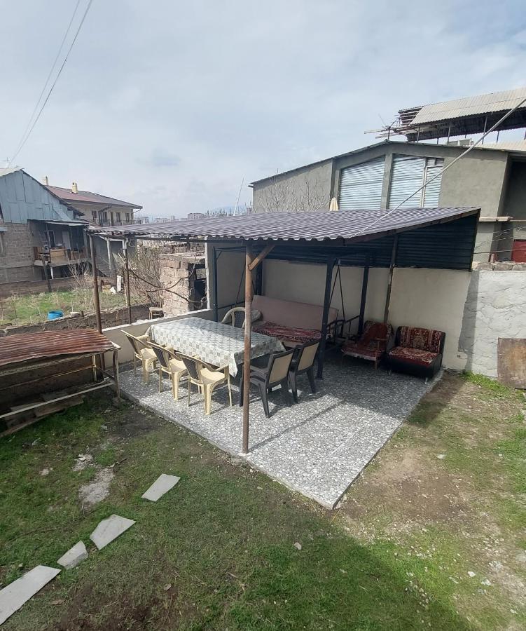 Villa Sam'S Place, Tours With Sam Erivan Exterior foto